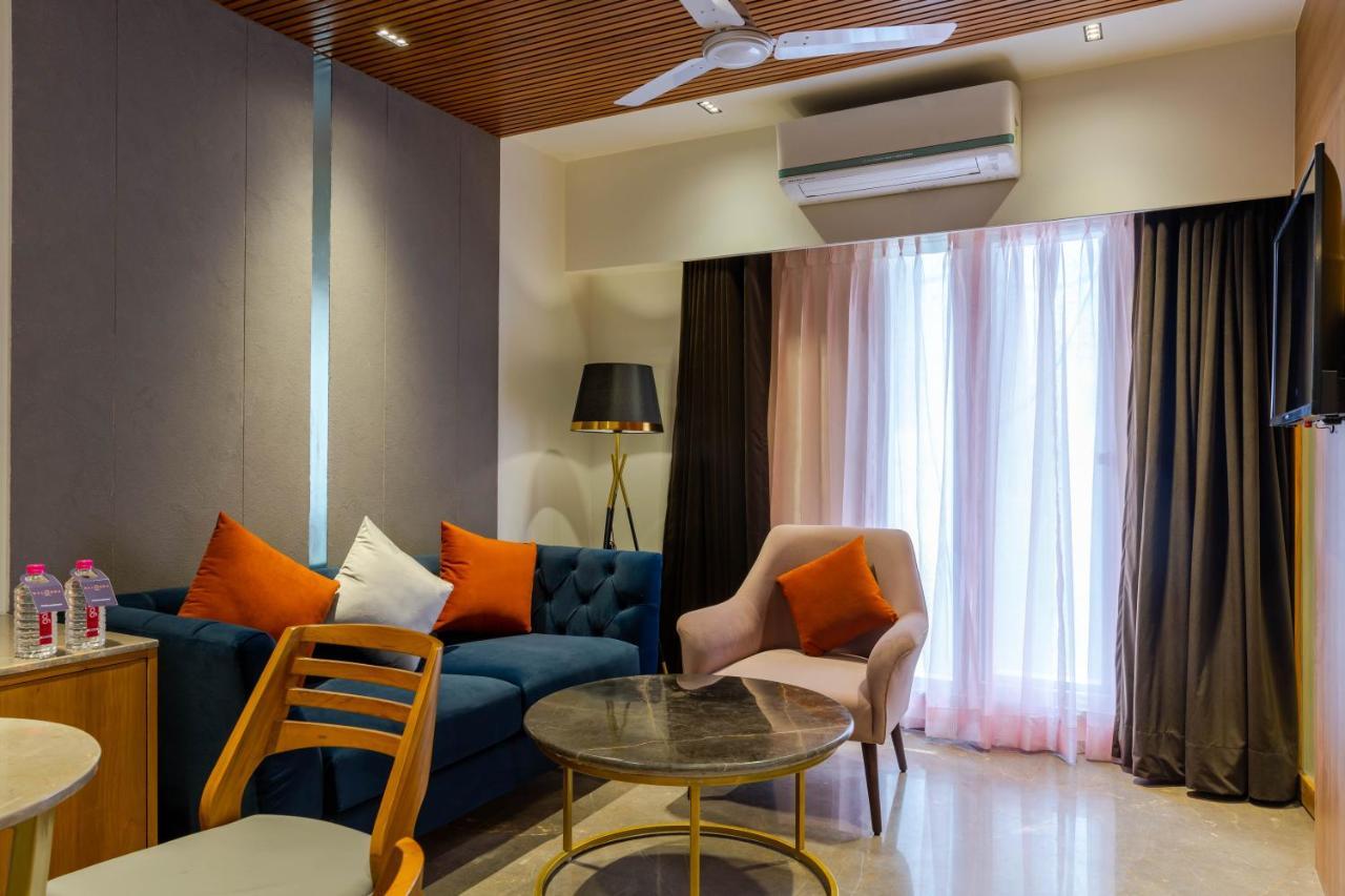 Hotel Nalanda Ahmedabad Exterior photo