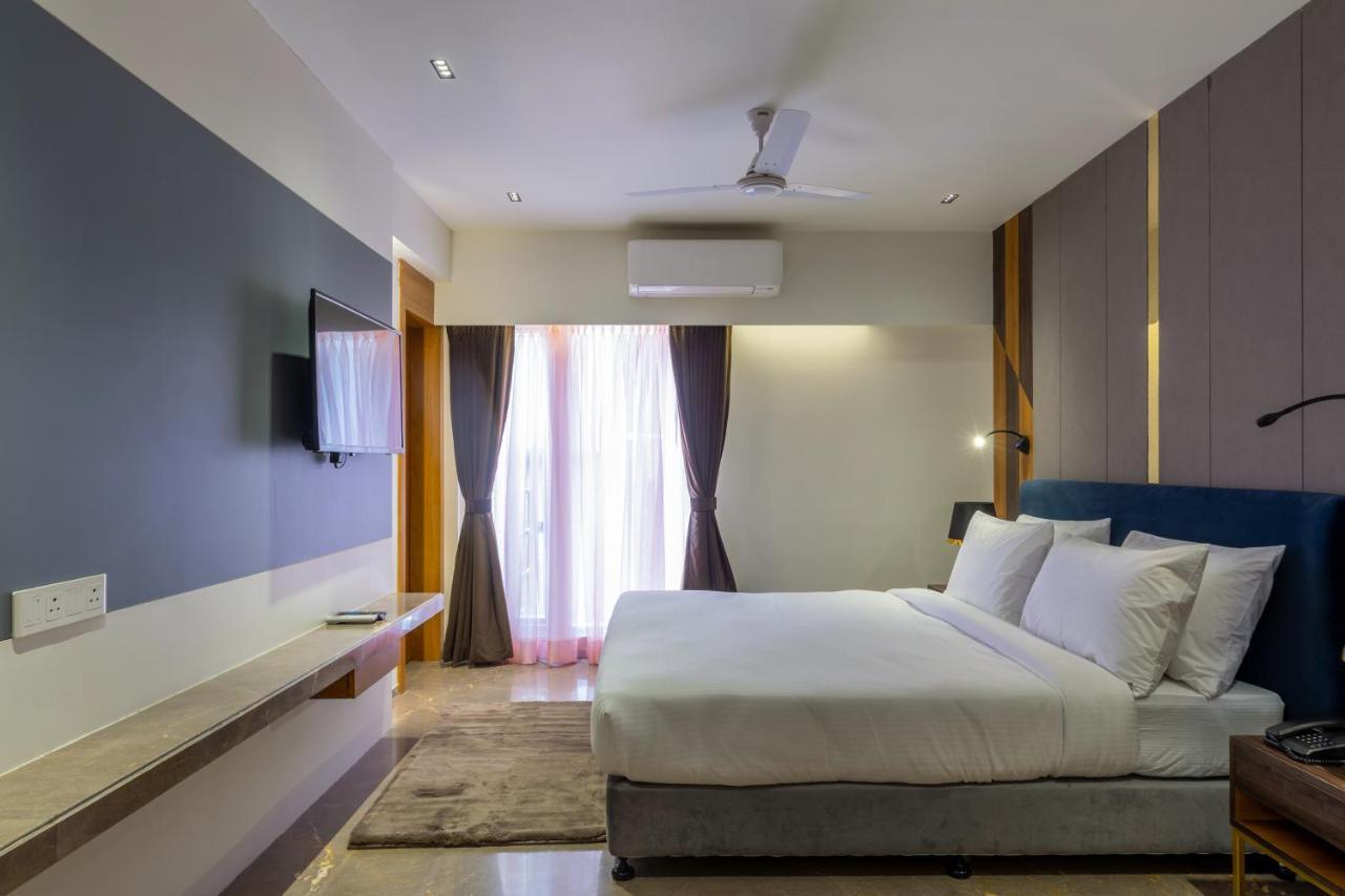 Hotel Nalanda Ahmedabad Exterior photo