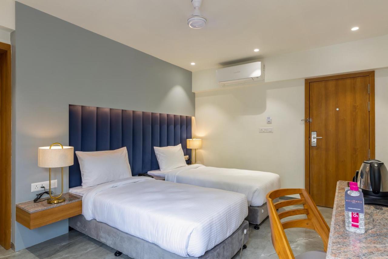 Hotel Nalanda Ahmedabad Exterior photo